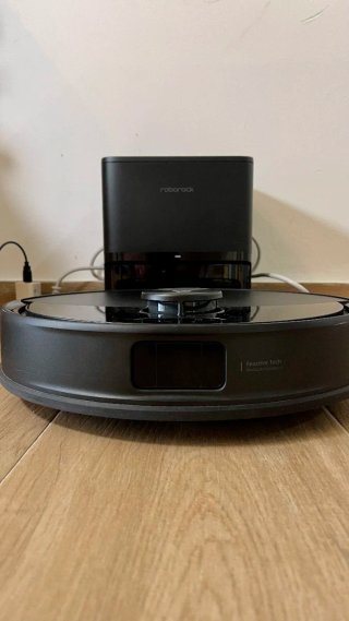 Aspiradora y fregadora Roborock Q10 S5+ Negra