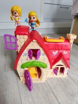 Casa Pingy Pong con figuras