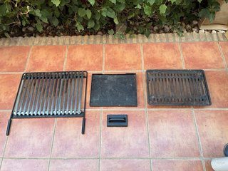 Parrilla Barbacoa Hierro con Soporte Carbón