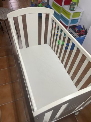 Cuna blanca 120cm + Colchón
