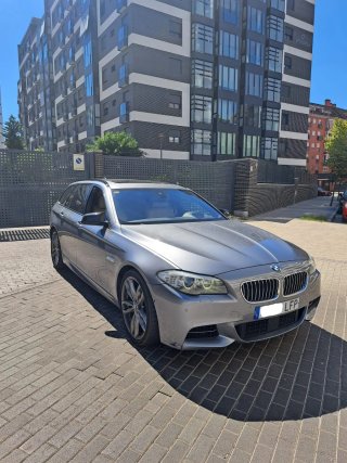 BMW M550d xDrive Touring