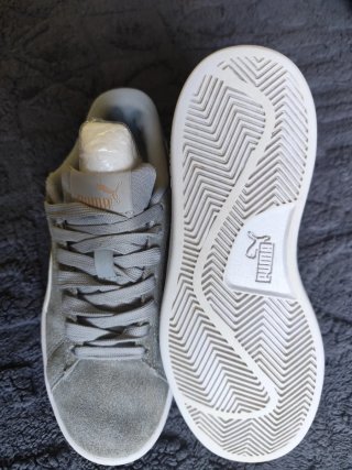 Zapatillas Puma grises cómodas