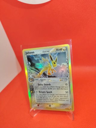 Carta Pokémon Jolteon Delta Species Inglés