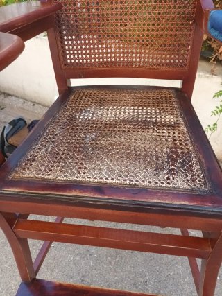 Trona de albitro para juego ,madera antigua