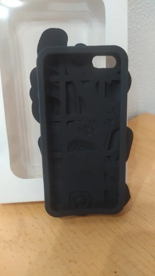 Funda Silicona 3D para iPhone 5/5s de MNG