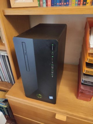 HP Pavilion 690 Torre Negra