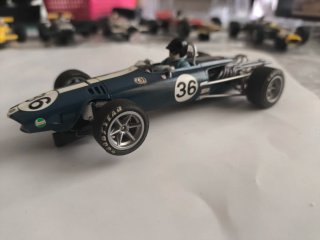 Coche de carreras miniatura azul 36