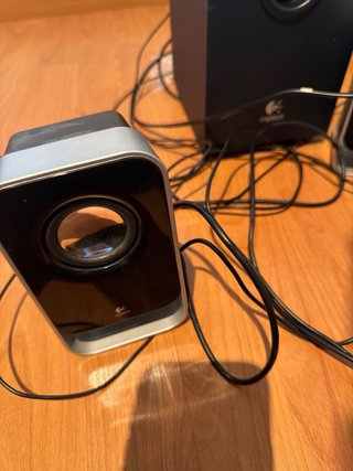 Altavoces Logitech 2.1 PC