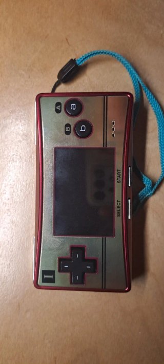 Game Boy Advance Micro 20 Aniversario