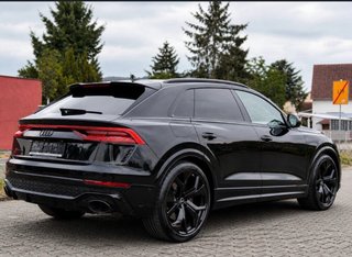 Audi RS Q8 2023