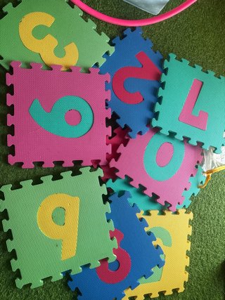Alfombra puzzle números goma EVA
