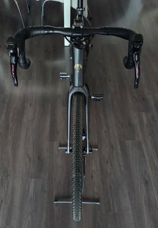LOBITO GV08 GRAVEL CARBONO – TALLA L – 2025