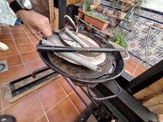 Minialmazara o prensa de aceitunas
