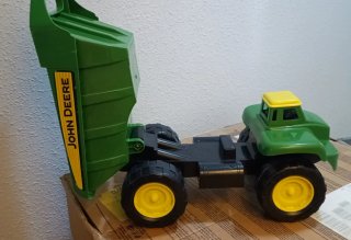 Lote Juguetes John Deere:Camión,Excavadora Tractor