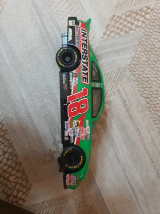 Coche Scalextric NASCAR 18 Interstate Batteries