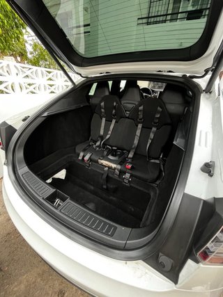 Tesla Model S 2015