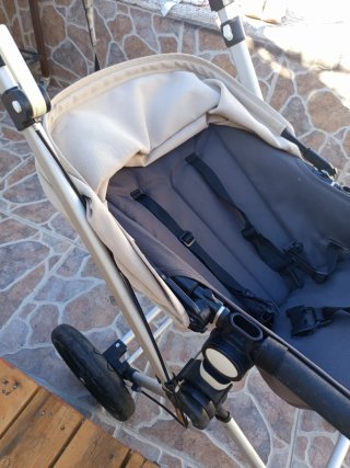 Bugaboo Camaleon con 3 capotas y sombrilla