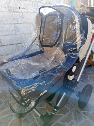 Bugaboo Camaleon con 3 capotas y sombrilla
