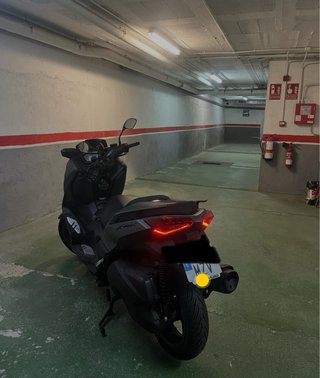 Yamaha X-MAX 300cc - 2025 - 3000km