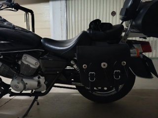 Honda Shadow 125 Negra
