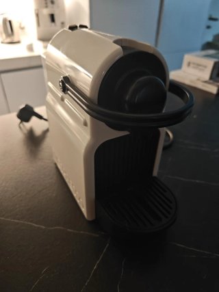Cafetera Krups Nespresso Inissia XN1001
