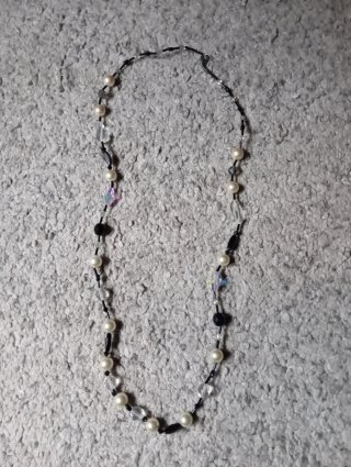 Collares y Pulseras