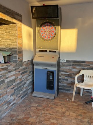 Máquina de dardos electrónica