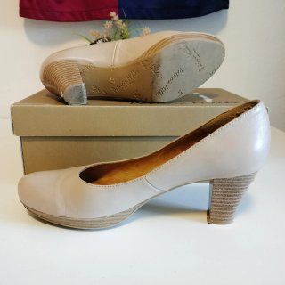 Zapatillas beige tacón Miller