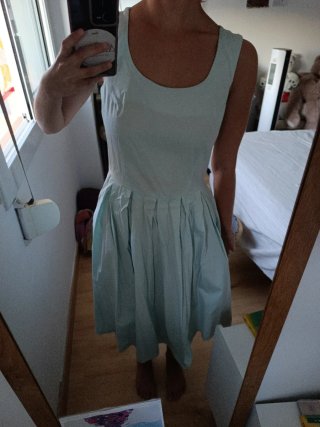 Vestido azul cielo para celebraciones