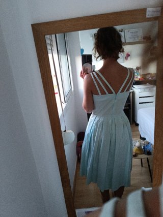 Vestido azul cielo para celebraciones