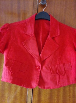 Set Donna: Giacca Rossa e Pantaloni Neri