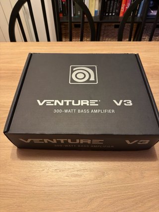 Ampeg Venture V3 Amplificador Bajo