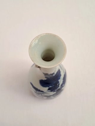 Jarrón Porcelana azul y blanco.