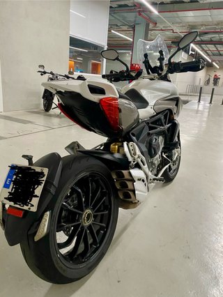 MV Agusta Stradale Blanca
