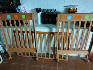 Cuna de madera maciza