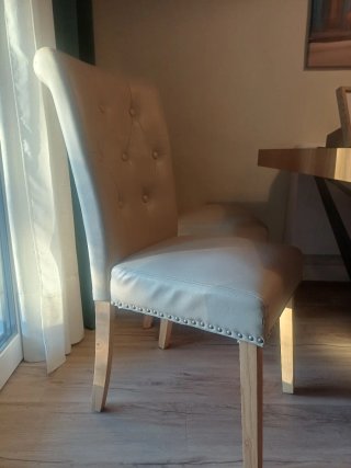 Pack 4 Sillas Comedor Elegantes Capitoné.