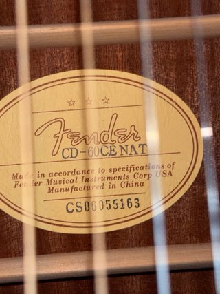 Guitarra Acústica FENDER Mod. CD-60CENAT