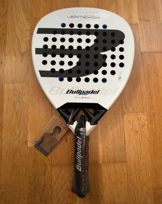 Pala Bullpadel Vertex 05 Juan Tello 2026