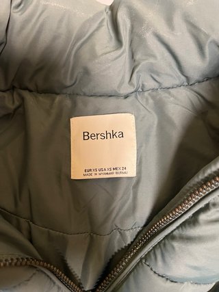Abrigo acolchado Bershka verde