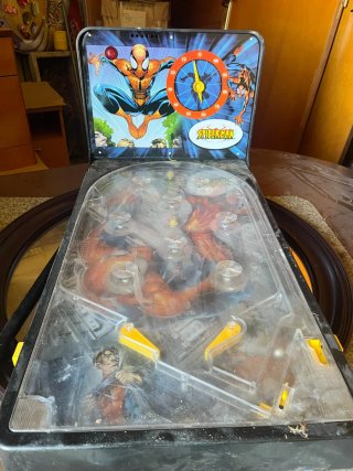Pinball Spiderman, sin patas