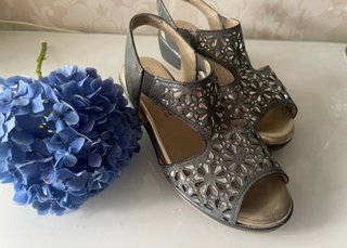 Sandalias Cuña Pitillos Talla 36 Metalizadas