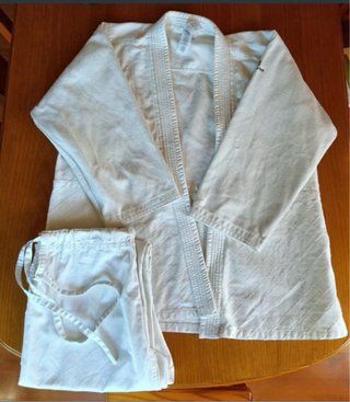 Kimono Judo/Jiujitsu/Taekwondo T180 alto gramaje