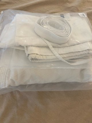 Kimono Judo/Jiujitsu/Taekwondo T180 alto gramaje