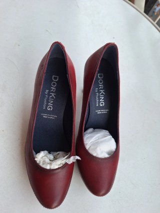 Tacones piel DorKing by Fluchos rojos