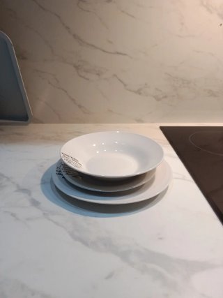 Vajilla de porcelana blanca