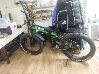 Bicicleta Eléctrica Fatbike GUNAI