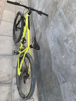 Bicicleta Scott Negra y Amarilla