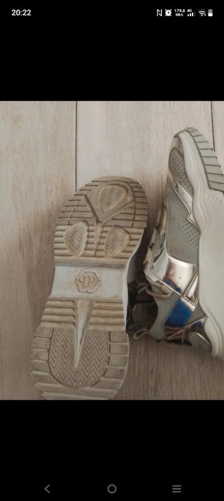 Zapatillas Philipp Plein plateadas y blancas