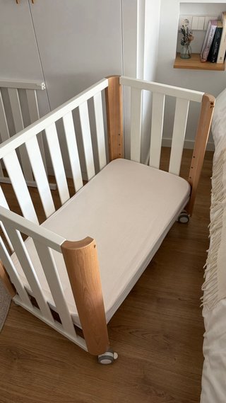 Cuna colecho Cotinfant con colchon y ropa de cama