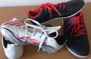 Botas de fútbol infantiles T.35 y 38